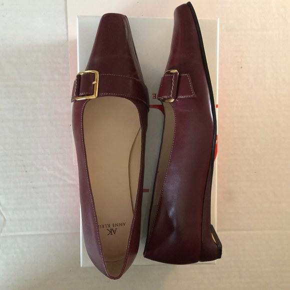 * SOLD * AK Anne Klein - slip-on - Picture 6 of 10